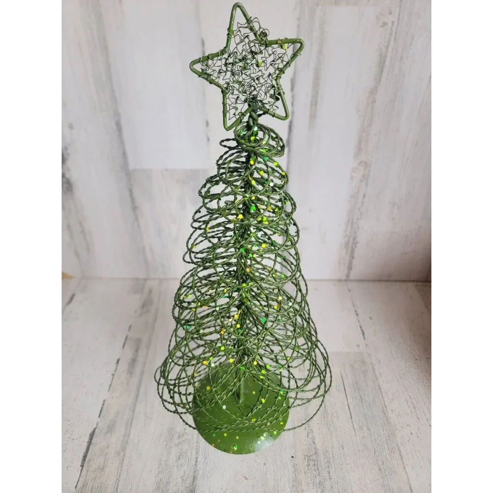 Pier 1 Imports metal wire Xmas star tree decor‎